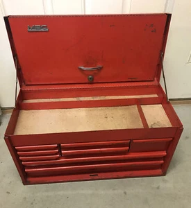 Caja de herramientas vintage roja de 8 cajones. Raro MBC Chicago (fabricante a presión). USA - Imagen 1 de 11
