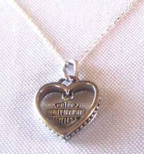 HARLEY DAVIDSON DAINTY 925 STERLING HEART BAR & SHIELD MOTORCYCLE NECKLACE - Picture 1 of 7