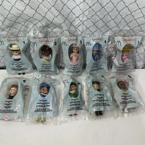 Madame Alexander SPORTS THEME McDonald’s 2005 Muñecas Coleccionistas Juego Completo de 10 - Imagen 1 de 19