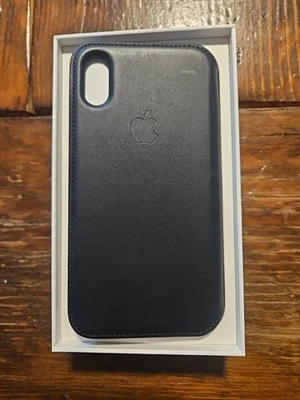 Capa folio couro genuína/original Apple iPhone XS - Preta - Veja fotos  - Imagem 1 de 4