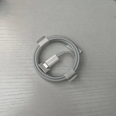 Apple USB Type-C to Lightning Cable Charging Cord 1M - Image 1 of 4