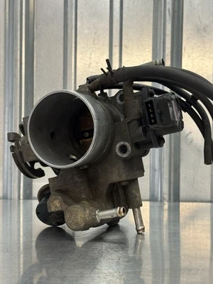 Toyota Pickup 4Runner 22RE 1989-1995 2,4 L 4x4 manual OEM carrocería del acelerador con TPS Foto 1 de 4