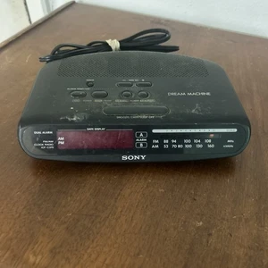 Sony Dream Machine AM/FM Clock Radio Model ICF-C370 Black No Battery Door Tested - Picture 1 of 9