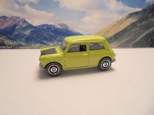 MINI COOPER (Mr. Bean) 2020 Matchbox Series Green - Picture 1 of 2