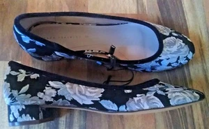 Zara Low Heel Pumps Black Floral NWT 39 US Size 8 Retired Design - Picture 1 of 6