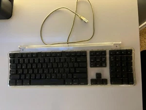 2000 Apple Macintosh Pro Wired Keyboard M7803 - Black - Picture 1 of 14