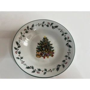 Gibson Tree Trimmings Christmas Tree Soup Bowl Holiday Decor Holly Berry Rim - Picture 1 of 3