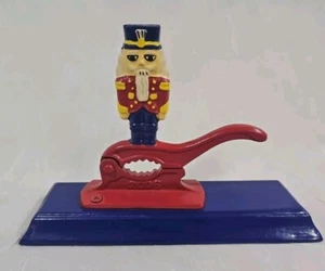 Vintage SOLDIER NUT CRACKER Christmas Manual Metal Houston Harvest Red Blue READ - Picture 1 of 14