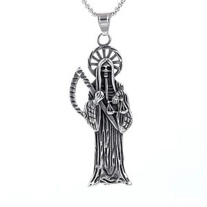 Collar colgante de acero inoxidable Santa Muerte Santa Muerte Parca - Imagen 1 de 5