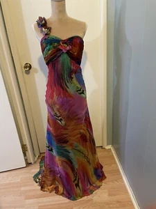 Vestido de graduación formal Morilee pluma de pavo real multi floral espalda abierta hada talla 9/10 - Imagen 1 de 24