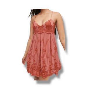 Urban Outfitters Jamie Embroidered Babydoll Mini Dress Size Small - Picture 1 of 8