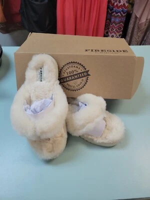 Zapatilla tanga de piel de oveja Fireside by Dearfoams Natural EE. UU. talla 9/UE talla 40 Foto 1 de 4