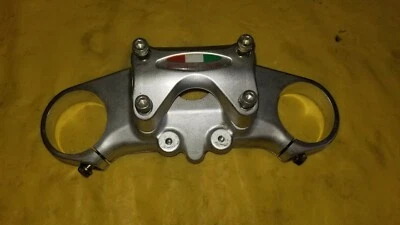 2004 04 MV AGUSTA F4 BRUTALE 750S 750 TRIPLO ÁRVORE GARFO SUPORTE BARRA RISERS BRAÇADEIRA - Imagem 1 de 4