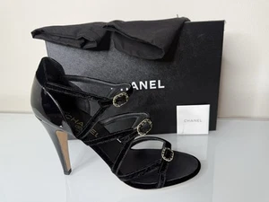 NIB CHANEL 17C Black Velvet Patent CC Strappy Buckle Sandal Heels Pump Shoe 40 - Picture 1 of 10