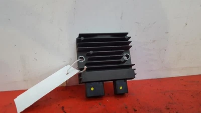 Honda Sh300i 2018 regulador rectificador 31600MFM701 Foto 1 de 4