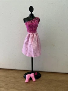 Lotto vestiti bambola moda 11,5" - Foto 1 di 2