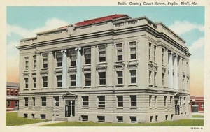 Postal de lino A1 C. 1930-45 Butler County Court House, Poplar Bluff, MO - Imagen 1 de 2