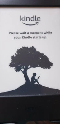 Amazon Kindle Basic 2 EREADER EBOOK G000 KA Used White  - Image 1 of 4