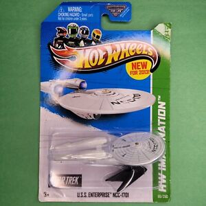 Hot Wheels 2013 HW Imagination Star Trek U.S.S. Enterprise NCC-1701 1:64 NEW
