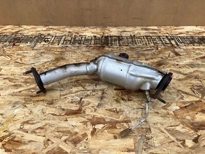 TUBO DE ESCAPE SILENCIADOR INFERIOR CONDUCTOR IZQUIERDO INFINITI Q50 Q60 2016-2023 OEM 3,0T Foto 1 de 4