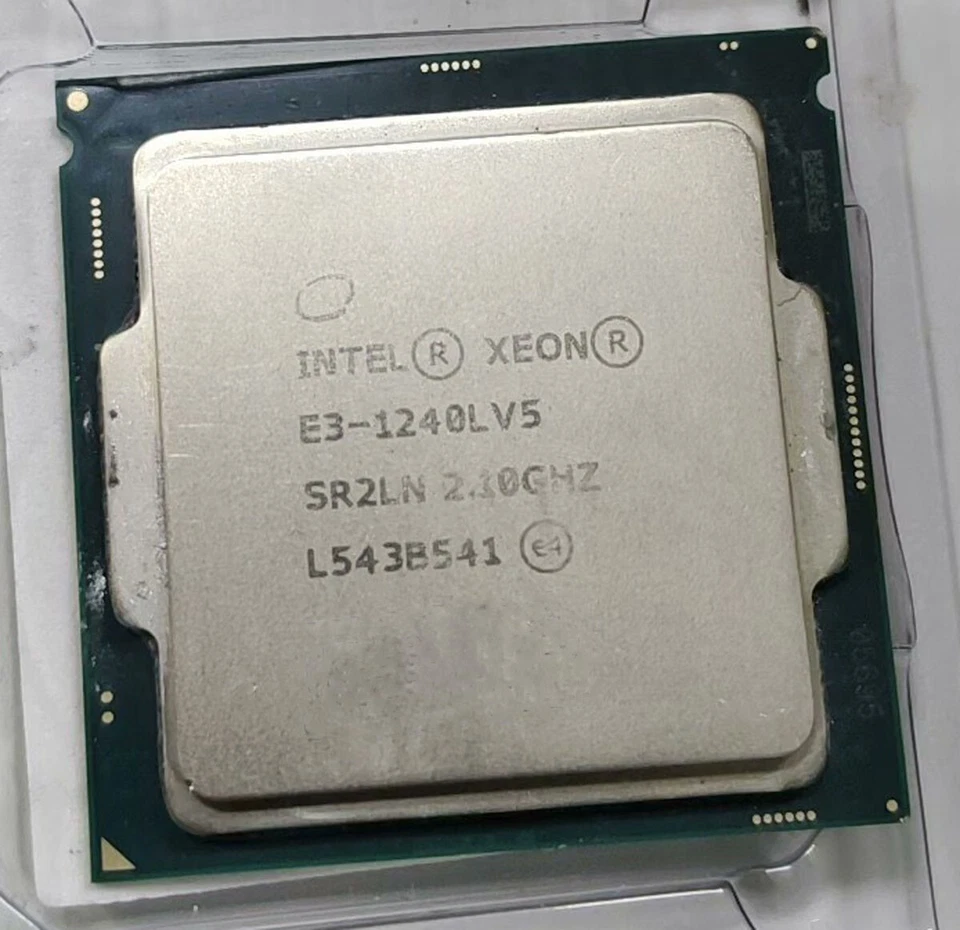 Intel Xeon E3-1240L V5 4-Core 8-thread 25W 2.10GHz LGA1151 CPU processor - Image 1 of 1