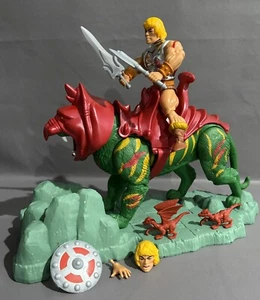 Masters of the Universe He-man Origins Battlefield Warriors with Battlecat - Picture 1 of 8
