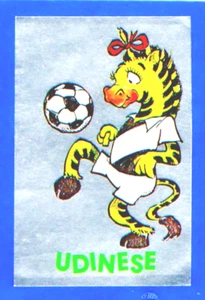 FIGUR FUSSBALLSPIELER PANINI 1984/85 N.277 UDINESE MASKOTTCHEN ABZEICHEN REC / ENTFERNT - Bild 1 von 1