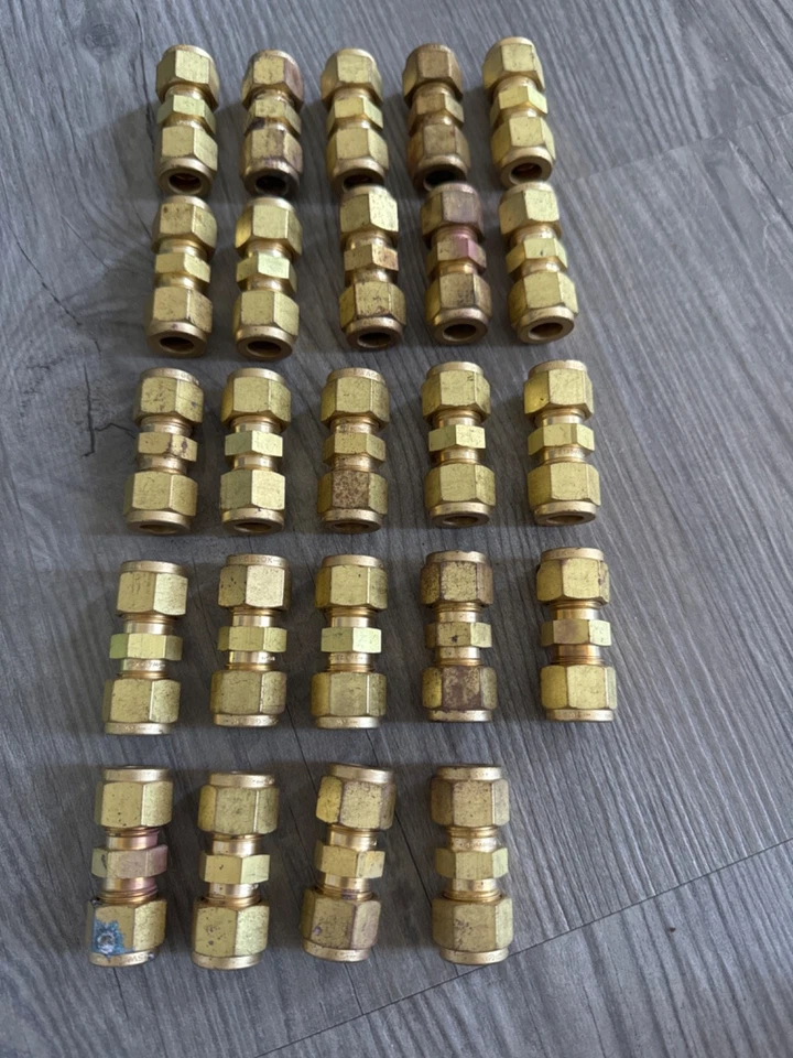 ACCESORIOS SWAGELOK CANTIDAD 24 Foto 1 de 1