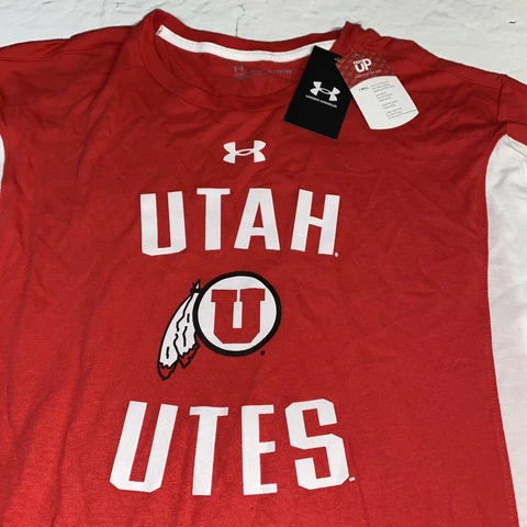 Under Armour Utah Utes Shirt Men’s XL Long Sleeve Red White Bold Logo/Script NWT Cover