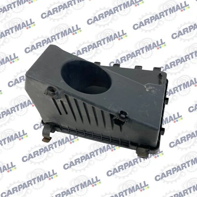 2005 Pontiac Grand Prix 3.8L 12V A/T Air Intake Cleaner Box Housing 10389505 OEM - Image 1 of 4
