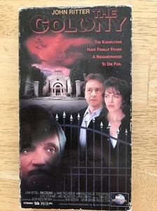 The Colony (VHS, 1996) John Ritter, Hal Linden - Thriller, Suspense - Rare - Imagen 1 de 7