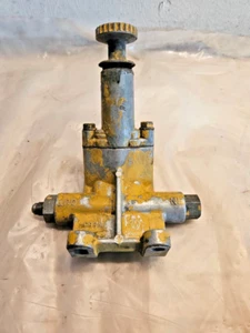 Cat 3306 Caterpillar Diesel Engine Fuel Priming Pump Housing 7W8834 OEM - Picture 1 of 5