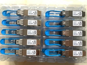 Finisar FTLC4352RKPL | 100G LR QSFP28 10KM 100GBASE-LR Transceiver QTY 1 - Picture 1 of 4