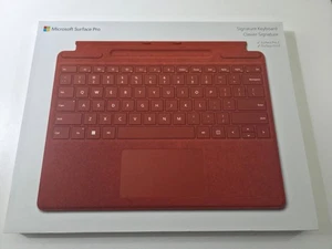 Microsoft Surface Pro Signature Keyboard - 1864 - Picture 1 of 5