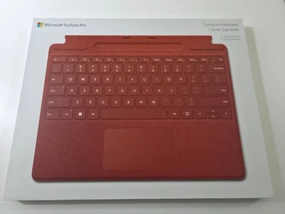 Microsoft Surface Pro Signature Keyboard - 1864 - Image 1 of 4