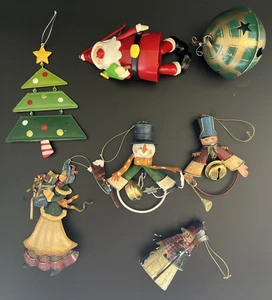 Vintage Christmas Ornaments Lot Of Multicolor Metal Painted K - Picture 1 of 9