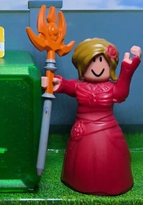 Roblox SCARLET SORCERESS Celebrity Series 4 Green Box Kids Toys+Soulfire Pinions - Picture 1 of 4