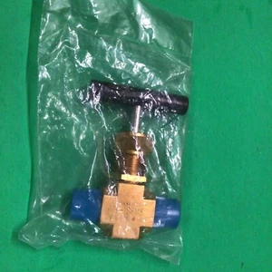 AGO VALVOLA SWAGELOK B-18RM8 1/2NPT NUOVO - Foto 1 di 3