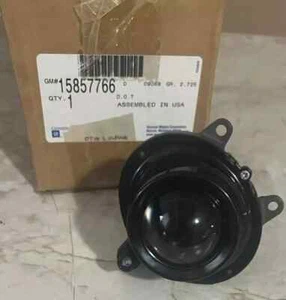 +New General Motors GM 15857766 Lamp Assembly, Front Fog 07-10 Outlook - Picture 1 of 1