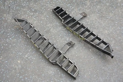 Juego de 2 ventiladores de rejilla de guardabarros izquierdo derecho 63743800 OEM Ferrari 456 M GT GTA 1993-03 Foto 1 de 4