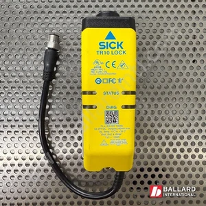 SICK TR10-SLM01C SAFETY LOCKING DEVICE - Picture 1 of 2