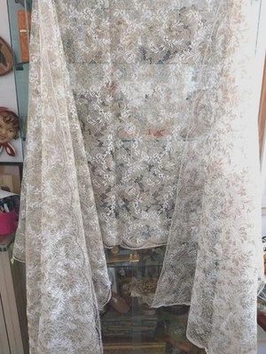 90x300 cm Coupon de tulle vintage neuf de couleur blanc cassé et doré   - Photo 1/4