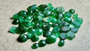 64 Carats Luxterious Natural Emerald Unheated Untreated From Swat Mine Pakistan - Picture 1 of 4