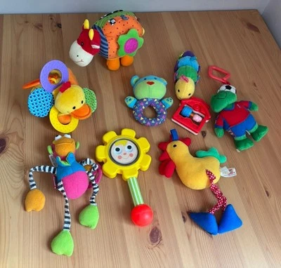 LOTE de sonajero de juguete surtido color primario bebé vintage años 90 mucha nostalgia  Foto 1 de 4