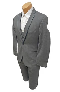 Boys Grey Tuxedo Jacket with Matching Pants 2 Piece Suit Size 18 - Picture 1 of 4