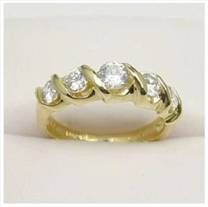 ANILLO DE ORO LAMINADO CON 5 CIRCONIOS,PARA,BODA,ANIVERSARIO,COMPROMISO - Picture 1 of 6