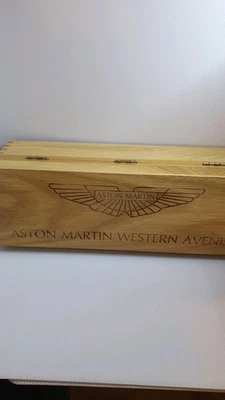 MODELO DANBURY COMO NUEVO ASTON MARTIN DB5 JAMES BOND PLATA ABEDUL  Foto 1 de 4