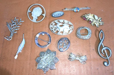 LOTE DE TRABAJO BROCHES RAROS 89 GRAMOS PLATA 925 SELLO POCOS FIRMADOS BEBÉ BAMBI CIERVO Foto 1 de 4