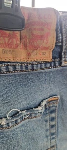 Vintage Levis 505 Faded Regular Fit Distressed Denim Jeans Made In USA 38x32 - Picture 1 of 12
