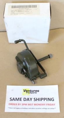 Ejército de EE. UU. NUEVO STOCK ANTIGUO Trico SK-527-16 M151 Jeep Aspirador Protector Limpiaparabrisas Motor Foto 1 de 4